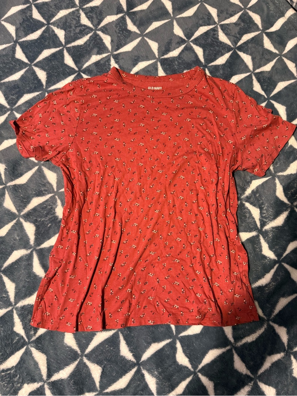 Old Navy Rust Red Short-Sleeve Floral Tee